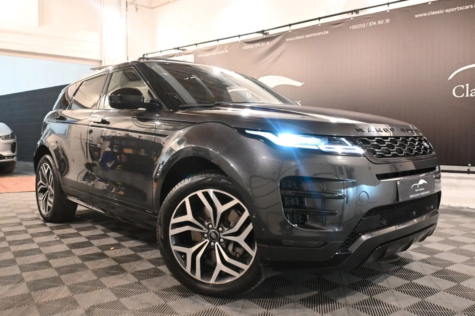 Range Rover Evoque R-Dynamic HSE P250 / FULL