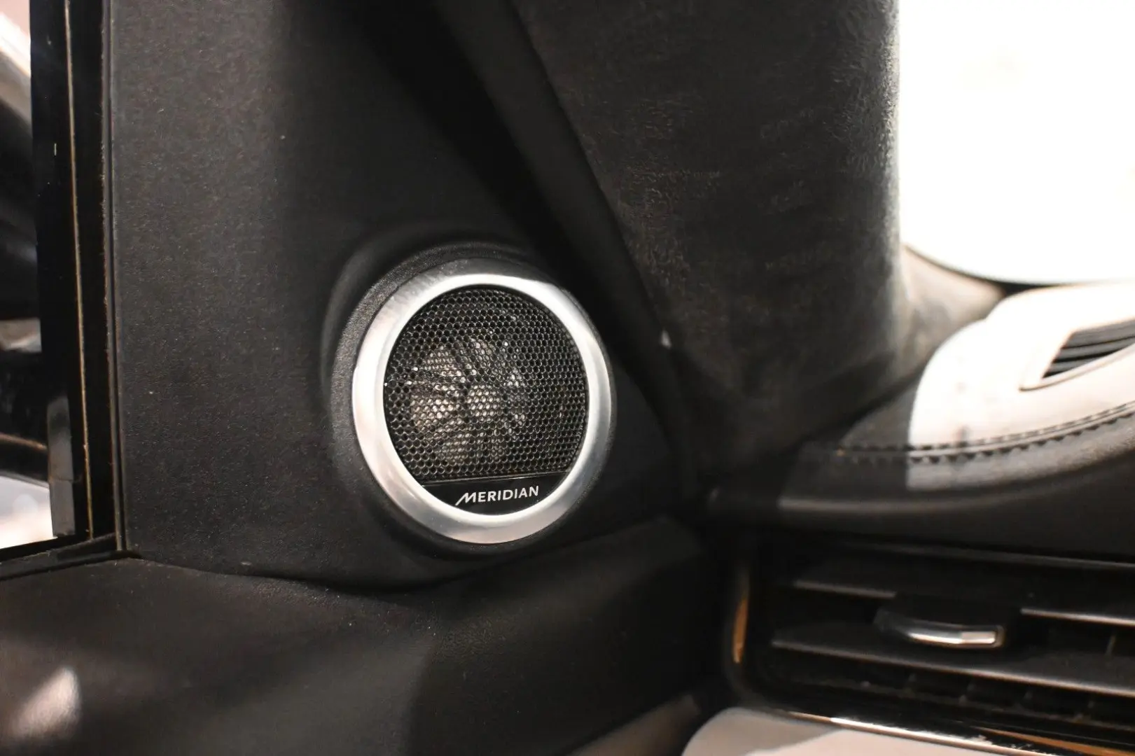 Range Rover Evoque R-Dynamic HSE P250 / FULL