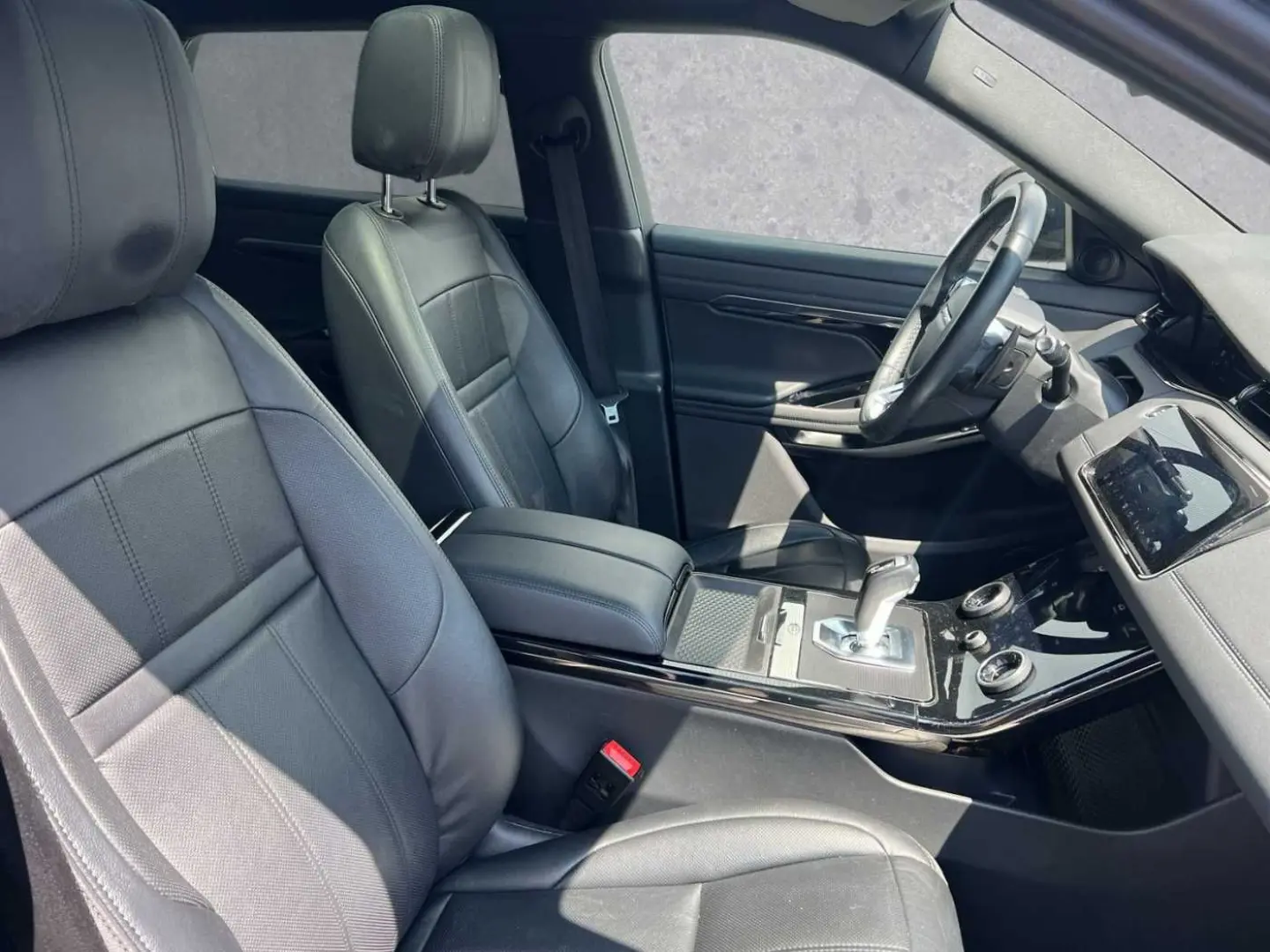 Range Rover Evoque D180 R-Dynamic SE Schiebedach