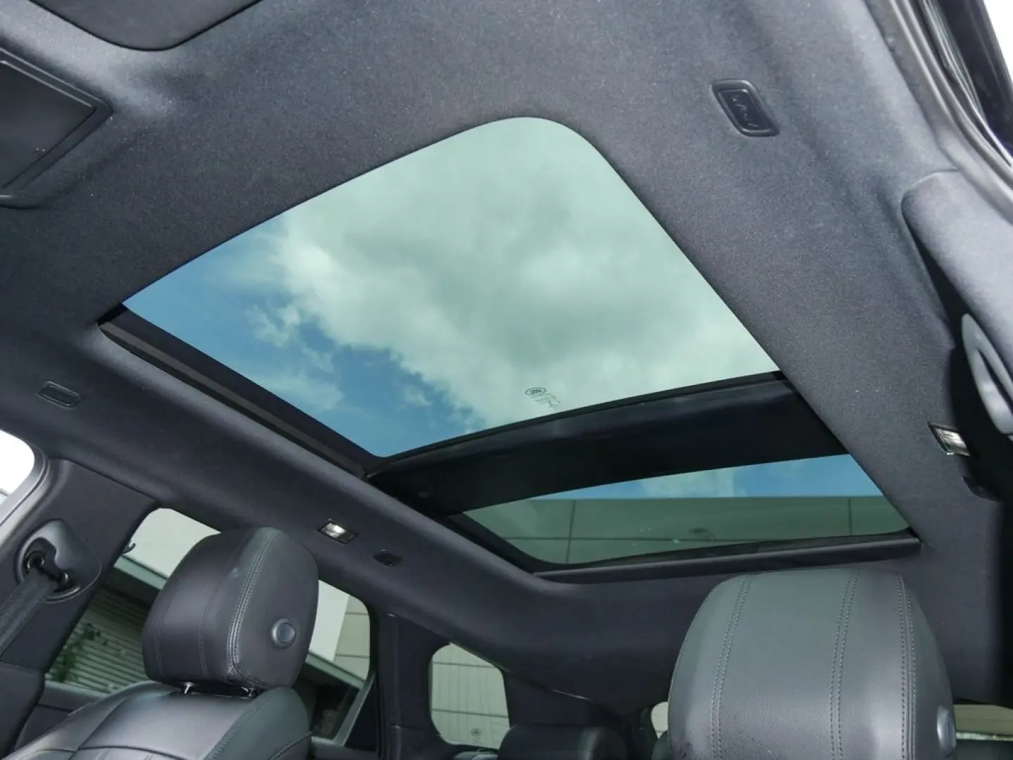 Range Rover Evoque D240 R-Dynamic S |PANO|SHZ|LM