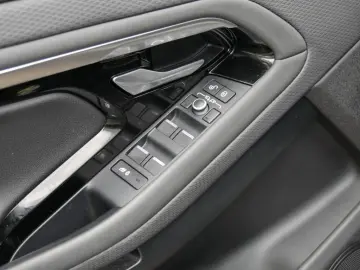 Range Rover Evoque D240 R-Dynamic S |PANO|SHZ|LM