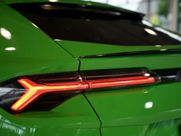 Urus S *1.HD *23Zoll *Pano *Keramik *B&O *Carbon