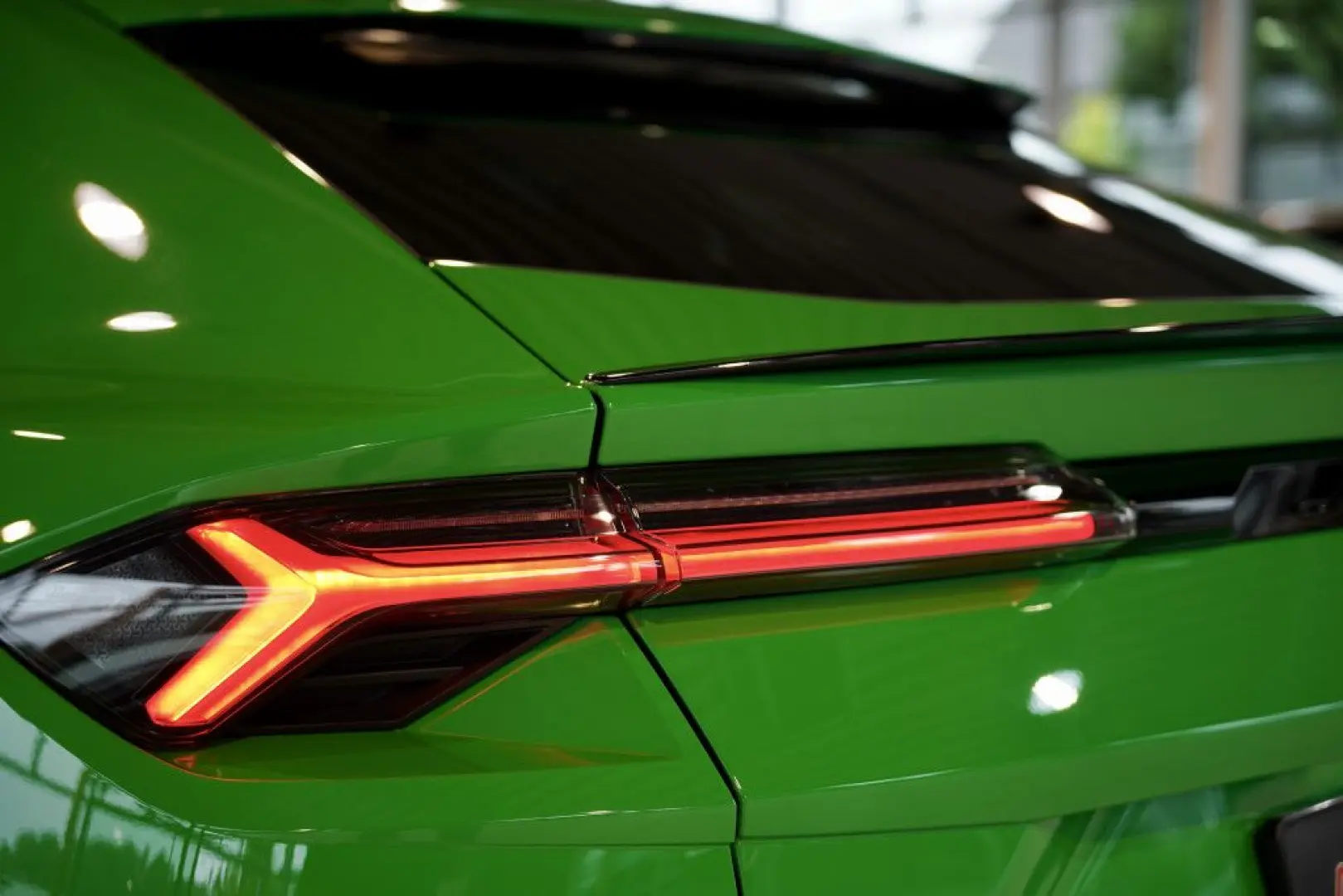 Urus S *1.HD *23Zoll *Pano *Keramik *B&O *Carbon