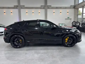 Urus S*3D B&O*Panorama*HUD*Style Package*Massage