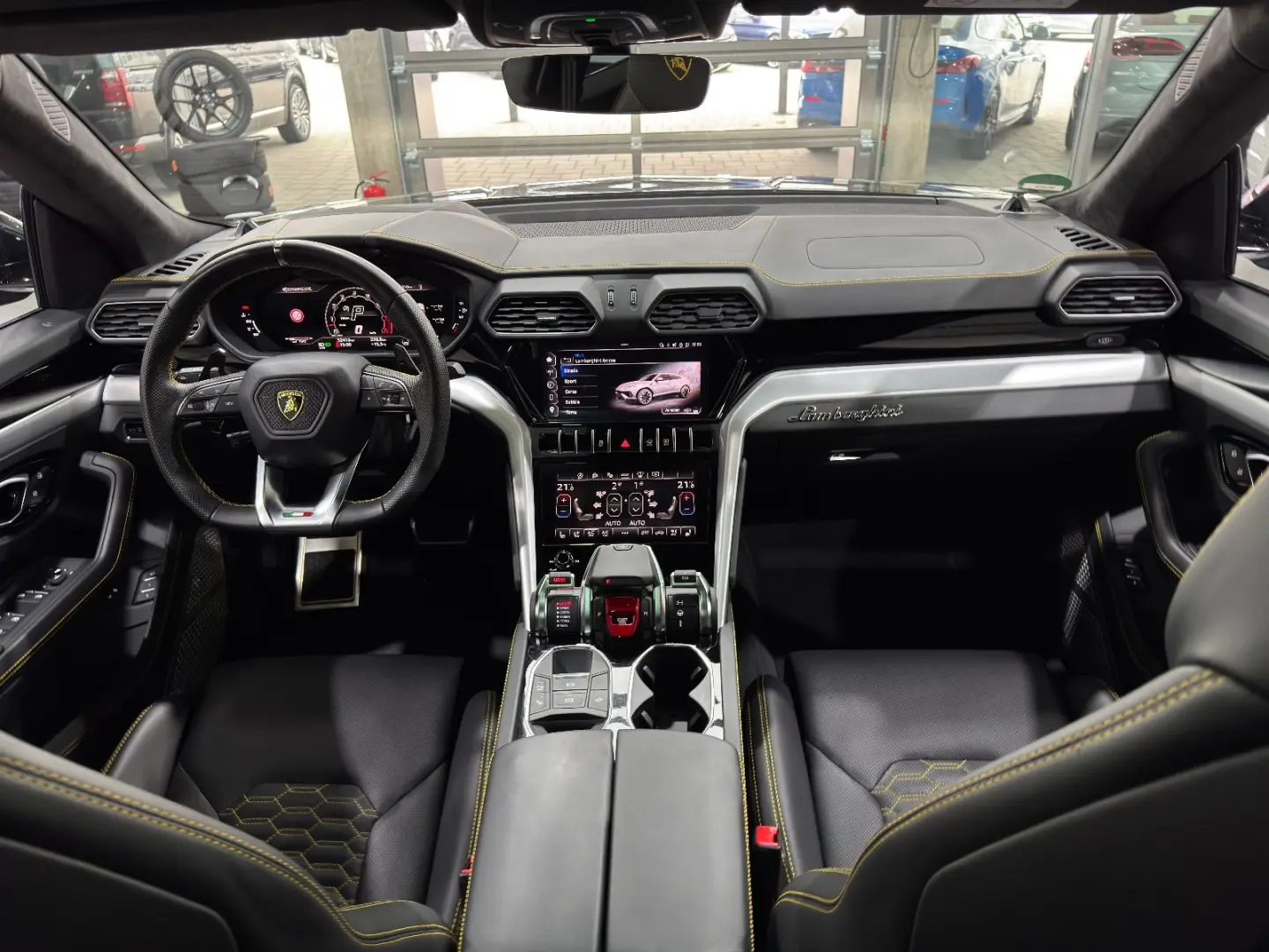 Urus S*3D B&O*Panorama*HUD*Style Package*Massage