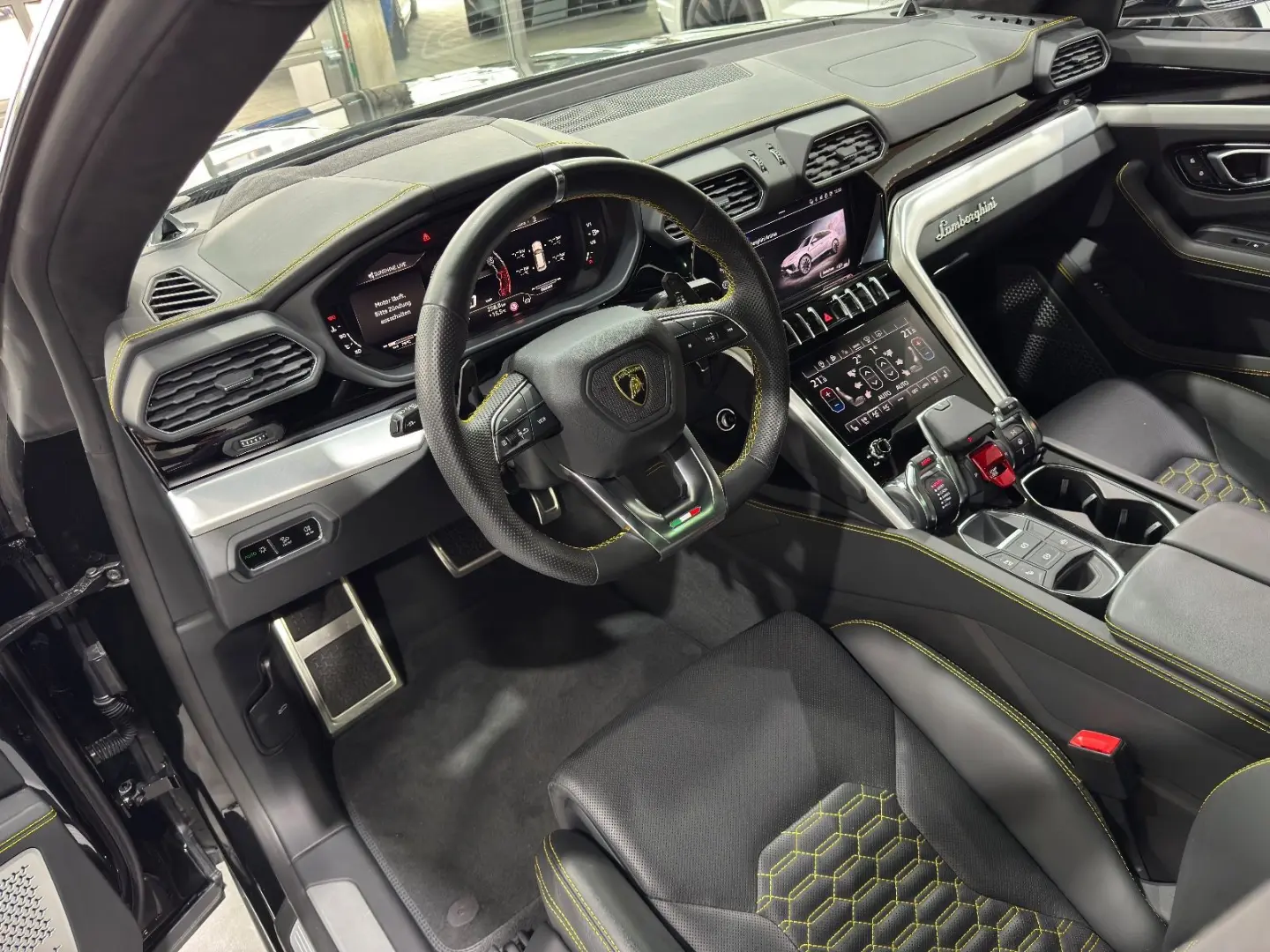 Urus S*3D B&O*Panorama*HUD*Style Package*Massage