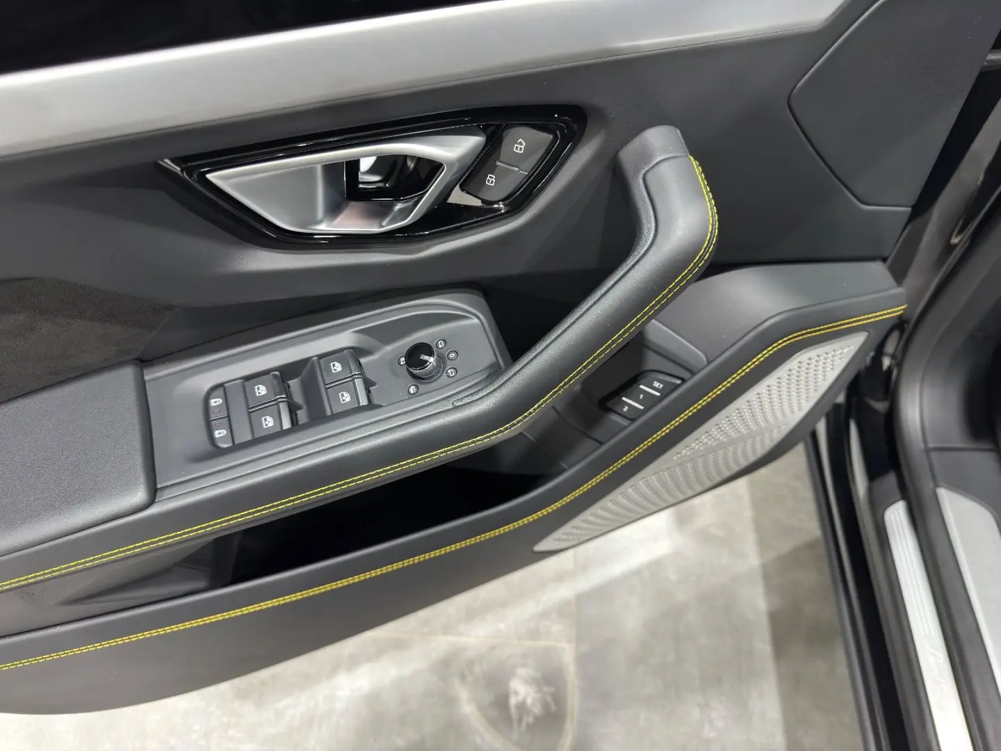 Urus S*3D B&O*Panorama*HUD*Style Package*Massage