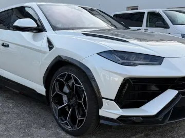 Urus Performante Carbon ballon white