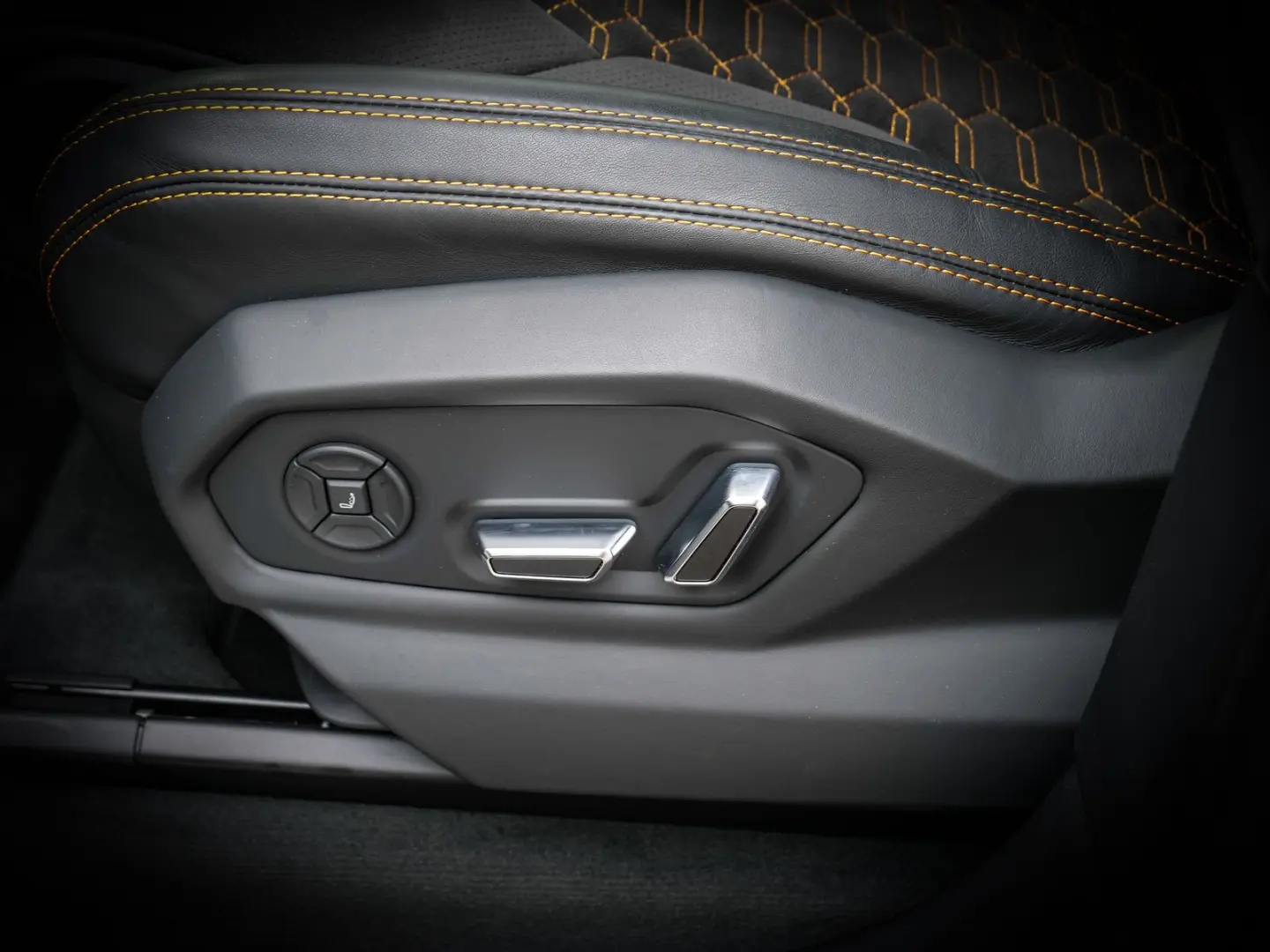 Urus S Verde Turbine, Big Interior Carbon Pack