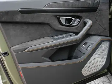 Urus S Verde Turbine, Big Interior Carbon Pack