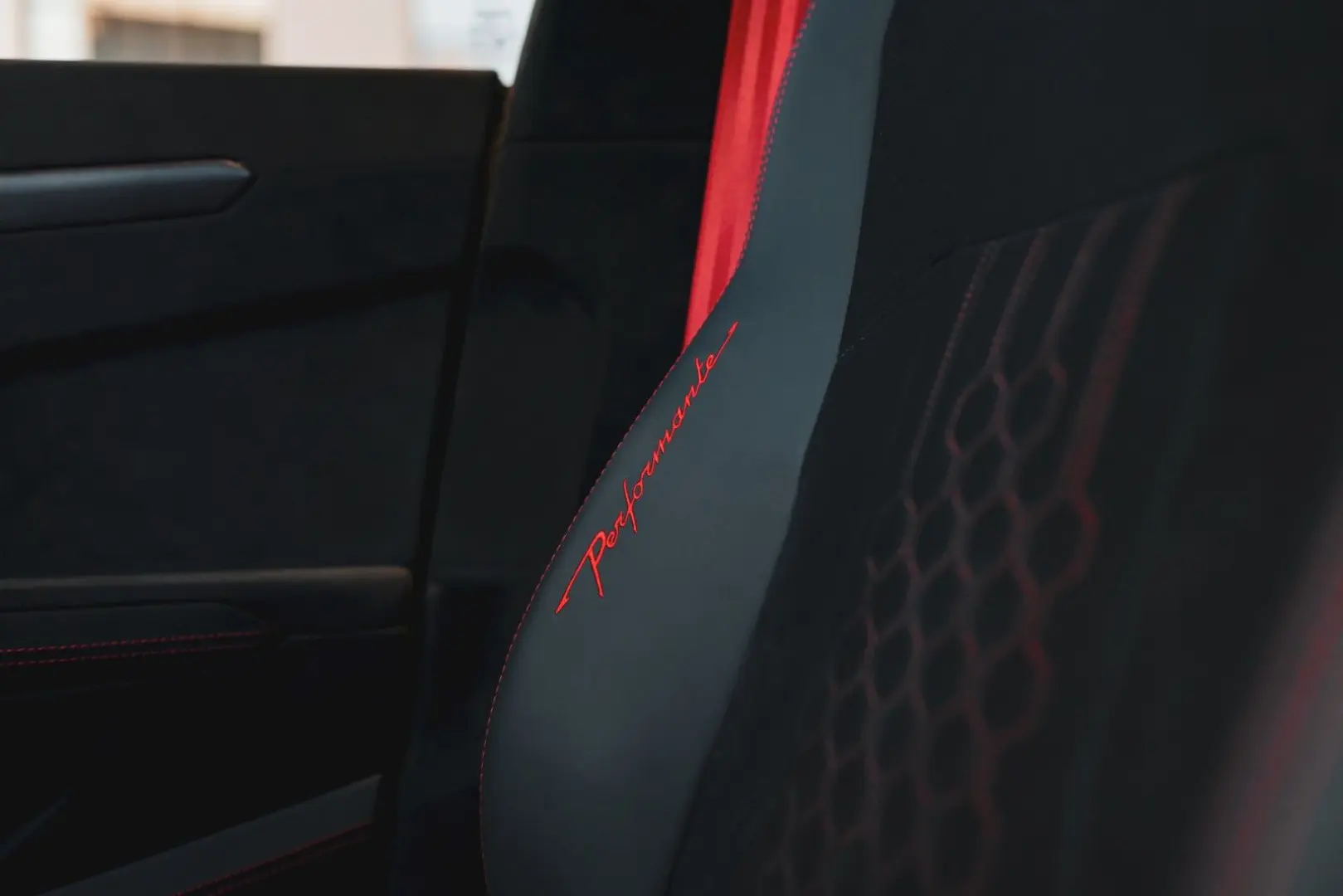 Urus Performante *60TH ANNIV. / 999PS / MWST.*