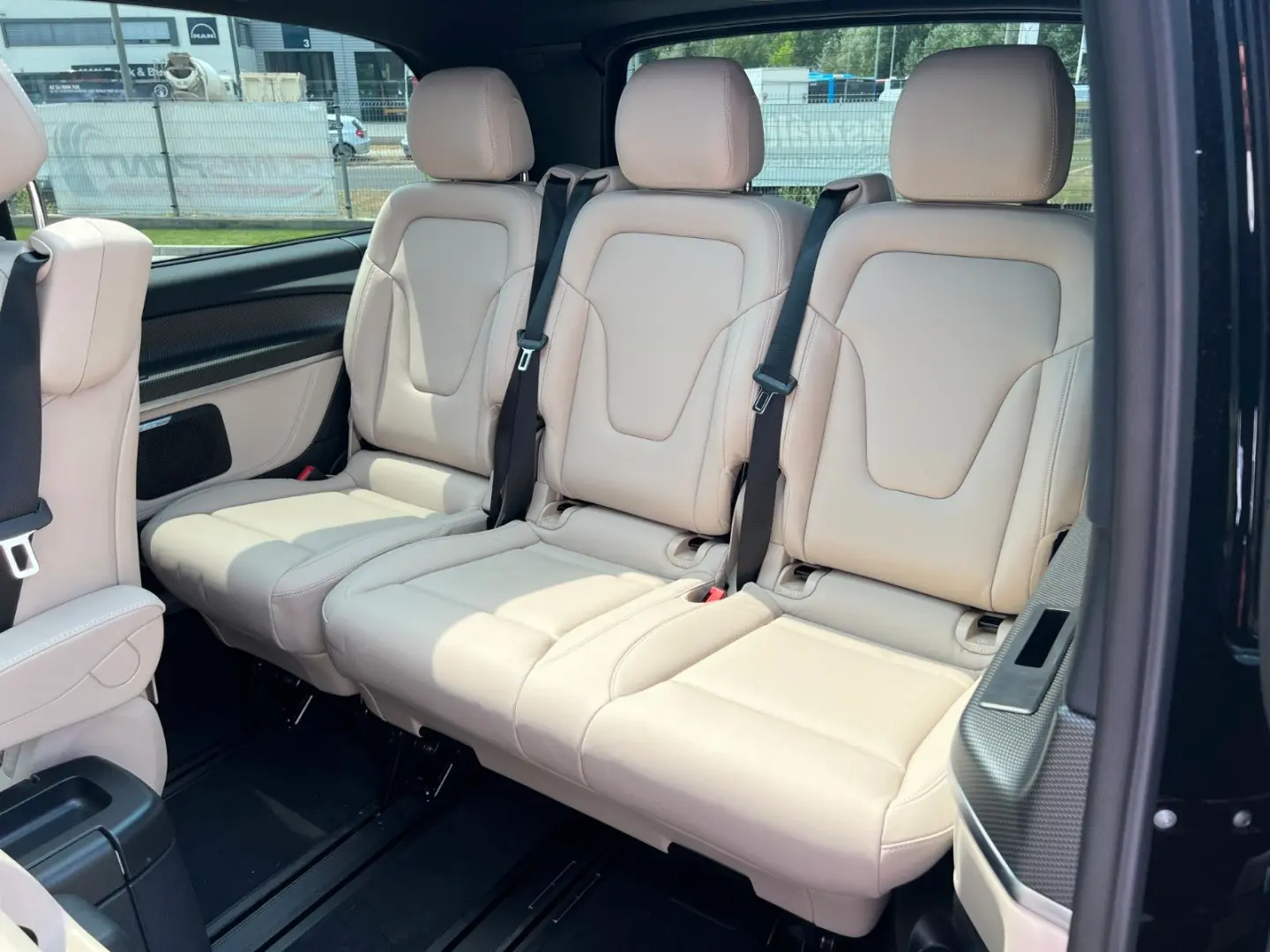 BRABUS SIGNATURE V 300 d EXCLUSIVE 4MATIC lang