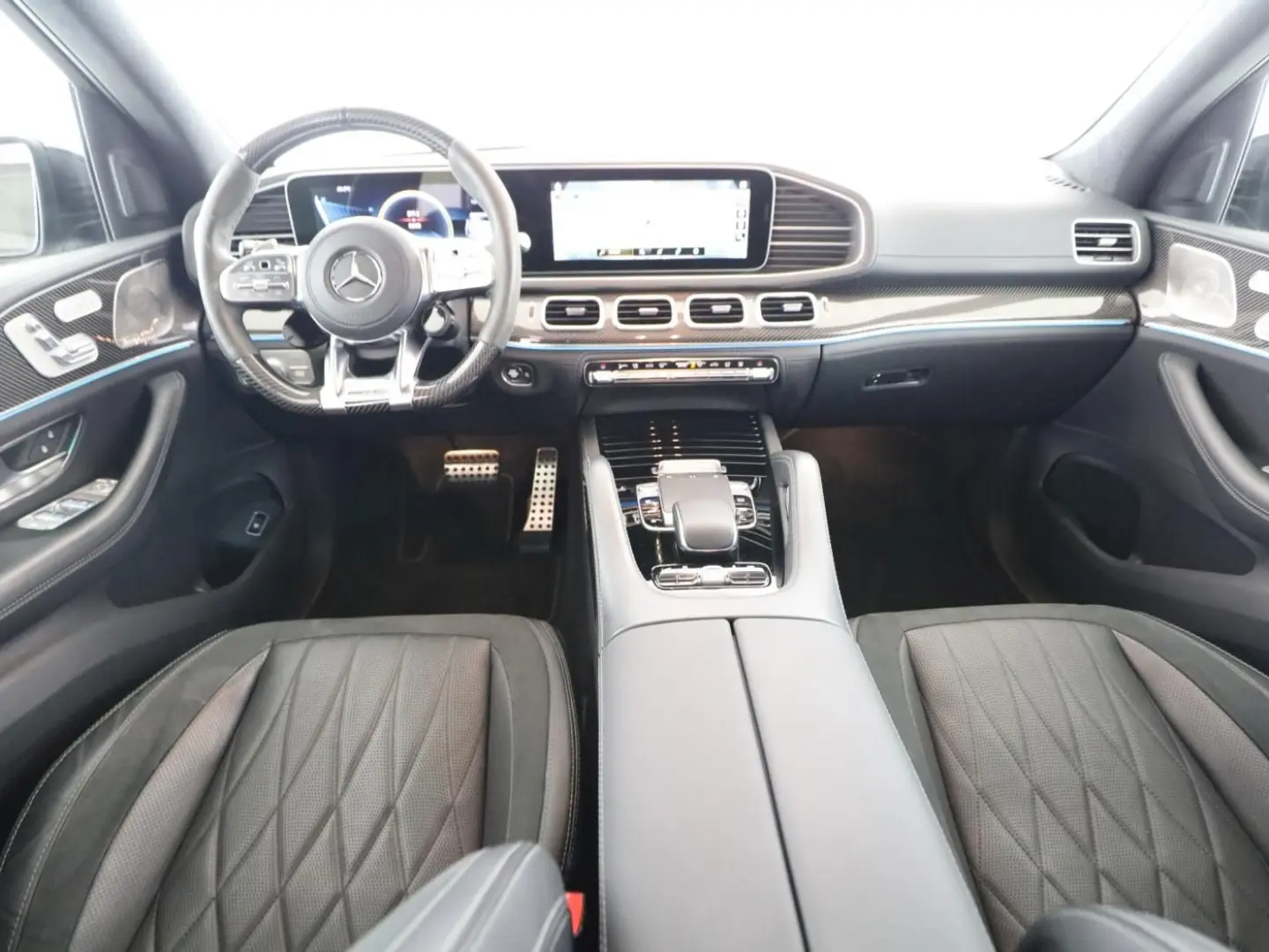 GLE 63 AMG S 4M NIGHT+DISTR.+AHK+PANO+HUD+360°++