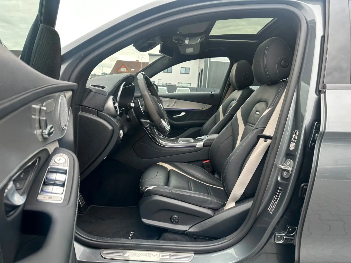 GLC*63S*AMG*COUPE*4MA*360*ACC*HUD*BURMESTER*21ZO