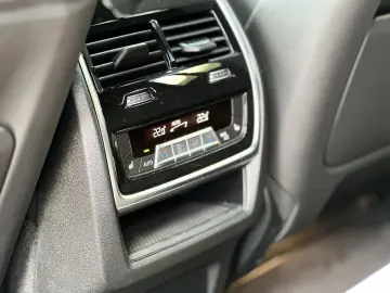 X6 M60i xDrive Sportpaket Gestiksteuerung DAB