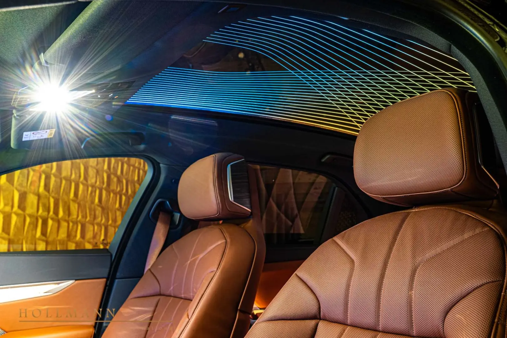 M760e xDrive +SKY LOUNGE+M SPORT BRAKE SYSTEM+