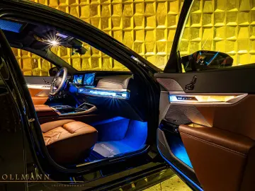 M760e xDrive +SKY LOUNGE+M SPORT BRAKE SYSTEM+
