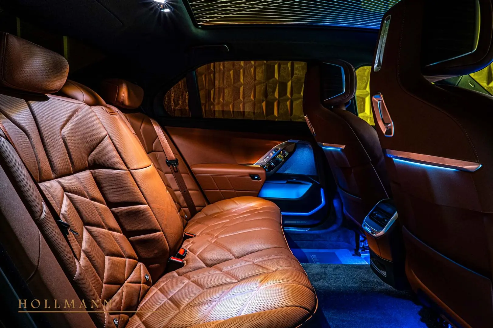 M760e xDrive +SKY LOUNGE+M SPORT BRAKE SYSTEM+