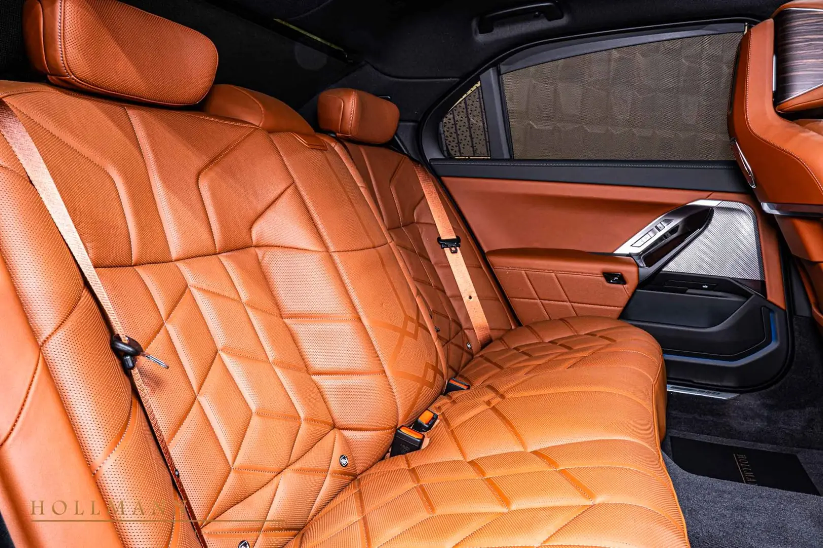 M760e xDrive +SKY LOUNGE+M SPORT BRAKE SYSTEM+