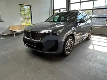 iX1 30 xDrive M Sport stormbay Vollausstattung