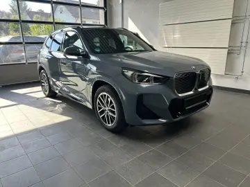 iX1 30 xDrive M Sport stormbay Vollausstattung