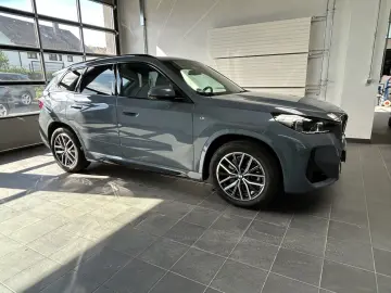 iX1 30 xDrive M Sport stormbay Vollausstattung