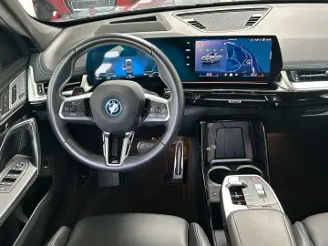 iX1 30 xDrive M Sport stormbay Vollausstattung