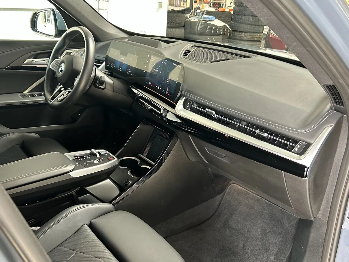 iX1 30 xDrive M Sport stormbay Vollausstattung