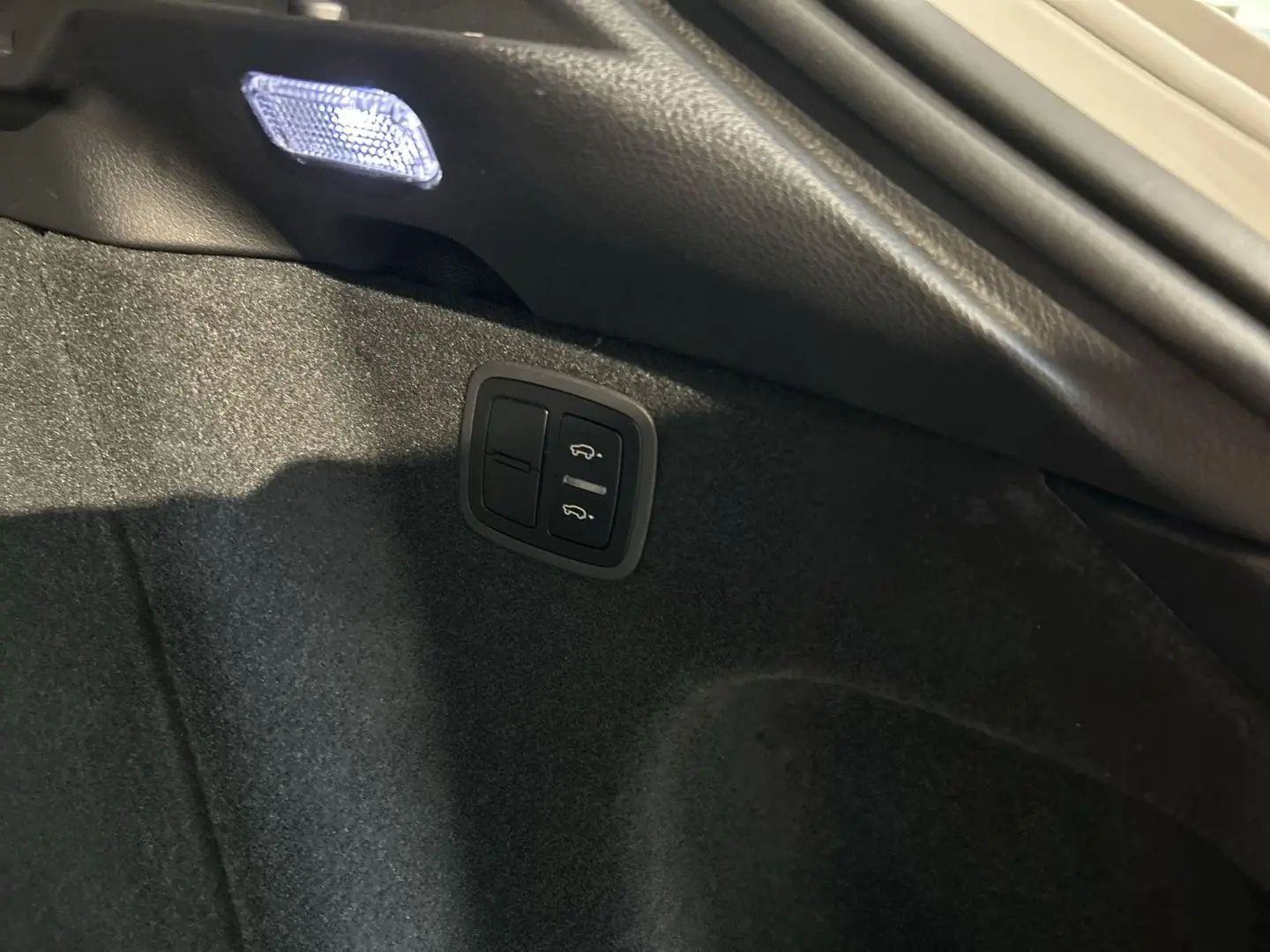Macan S Kreide BOSE Sportabgasanlage Panorama