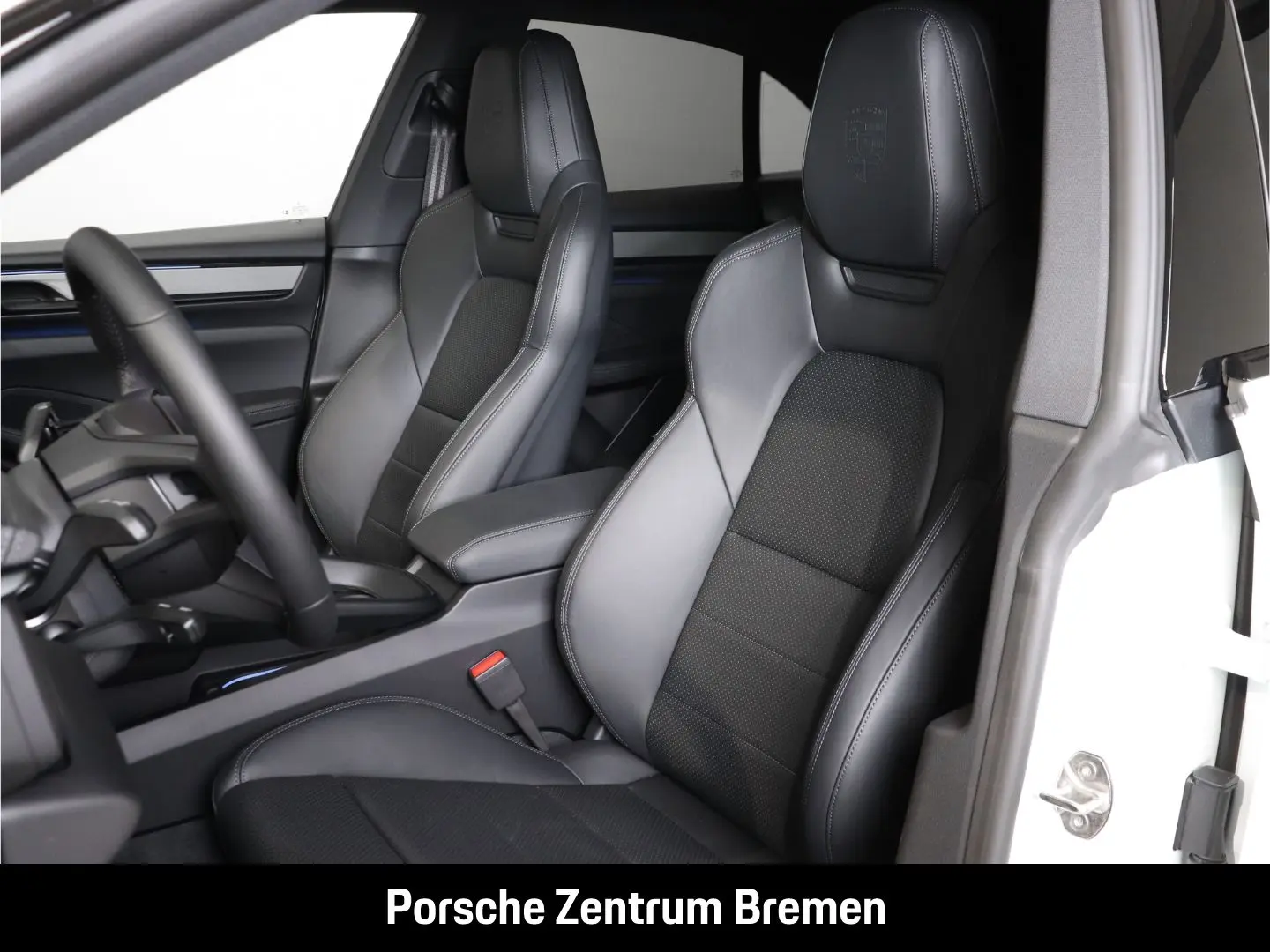 Macan 4 Sportpak Head-up AHK  Panorama Bose 360