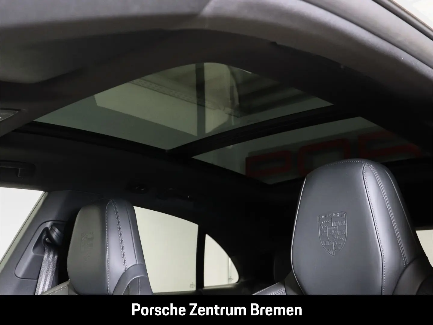 Macan 4 Sportpak Head-up AHK  Panorama Bose 360