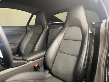Cayman (718) | Rückfahrkamera | Bi-Xenon PDLS |