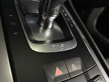 Cayman (718) | Rückfahrkamera | Bi-Xenon PDLS |