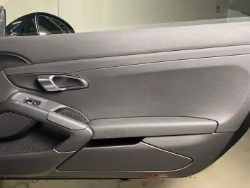 Cayman (718) | Rückfahrkamera | Bi-Xenon PDLS |