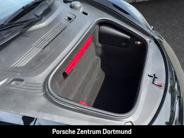 Cayman 718 Rückfahrkamera 20-Zoll Sportsitze LED