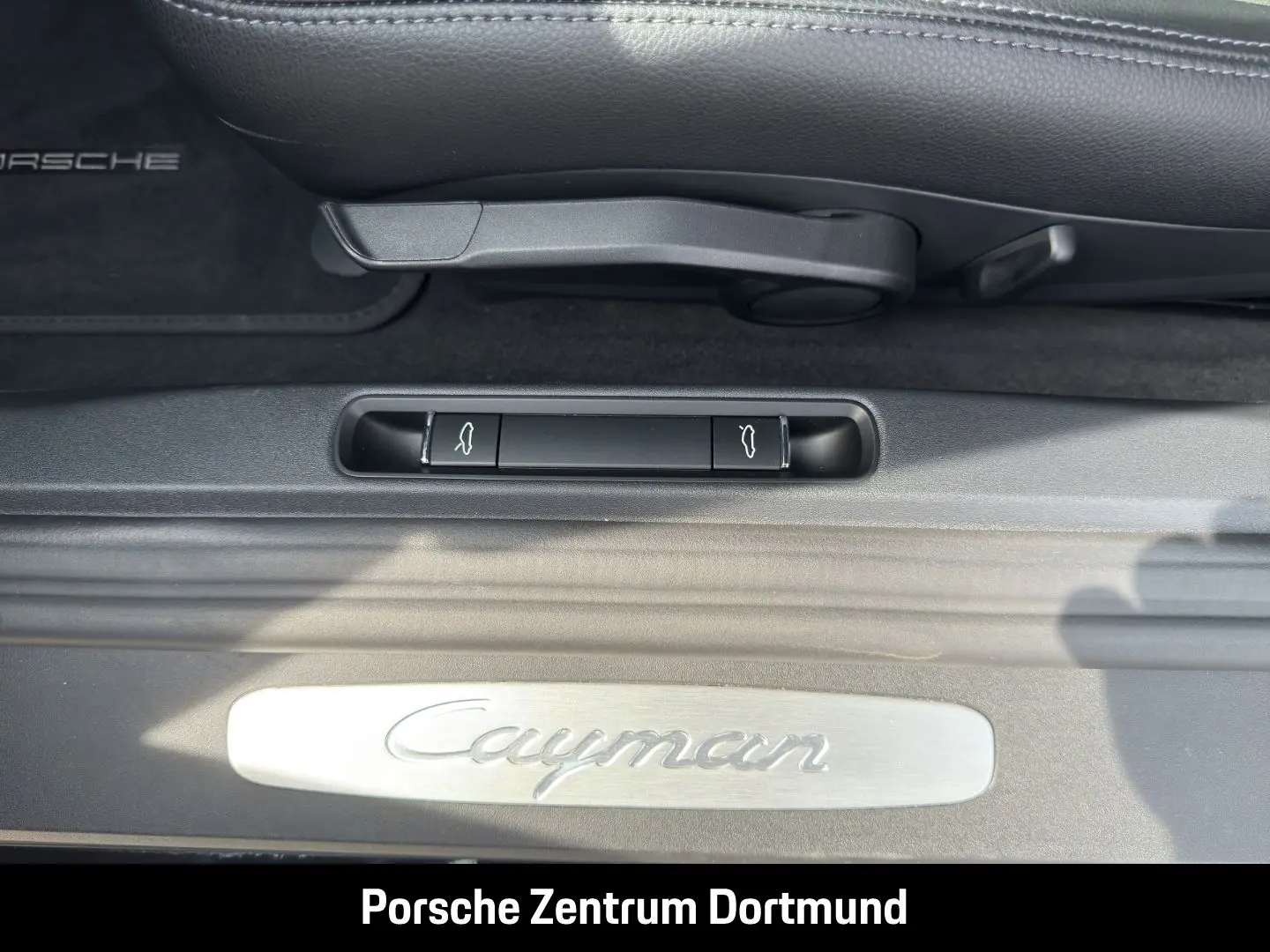 Cayman 718 Rückfahrkamera 20-Zoll Sportsitze LED