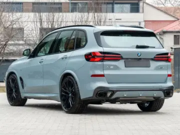 BMW X5 30d xDive M SPORT LUFTFEDERUNG PANORAMIC .360.