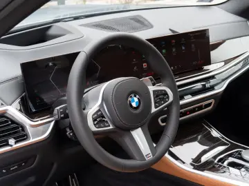 BMW X5 30d xDive M SPORT LUFTFEDERUNG PANORAMIC .360.