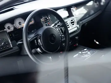 Rolls-Royce Wraith 6.6 V12 | Black Badge | Starlight |