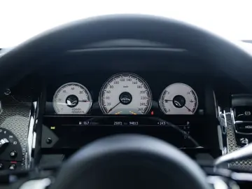 Rolls-Royce Wraith 6.6 V12 | Black Badge | Starlight |