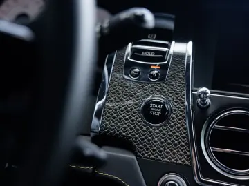 Rolls-Royce Wraith 6.6 V12 | Black Badge | Starlight |