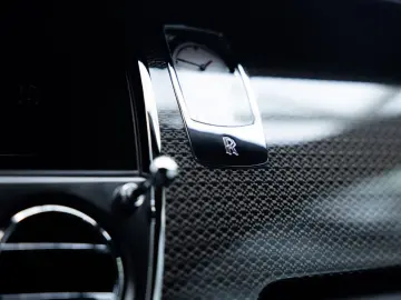 Rolls-Royce Wraith 6.6 V12 | Black Badge | Starlight |