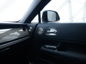 Rolls-Royce Wraith 6.6 V12 | Black Badge | Starlight |