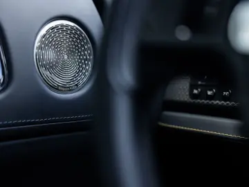Rolls-Royce Wraith 6.6 V12 | Black Badge | Starlight |