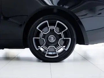 Rolls-Royce Wraith 6.6 V12 | Black Badge | Starlight |