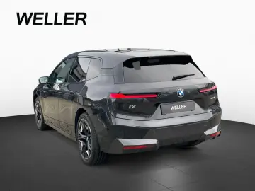 BMW  iX xDr.40 M-Sport  Laser HK SkyLoun 22