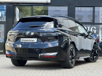 BMW iX xDrive40 M Sport Laser  Prof SkyPano H K
