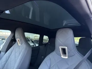 BMW iX xDrive50 Sportpak.AHK°LASER°PANO°22
