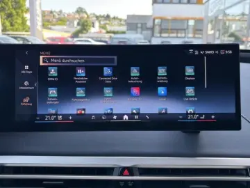 BMW iX xDrive50 Sportpak.AHK°LASER°PANO°22
