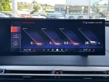 BMW iX xDrive50 Sportpak.AHK°LASER°PANO°22
